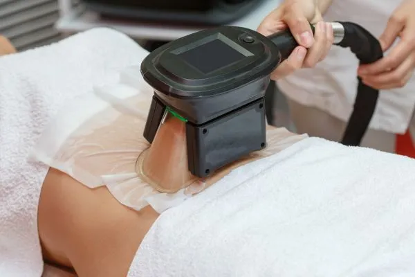 Image of person having fat freezing treatment to help weight gain Malvern Wells